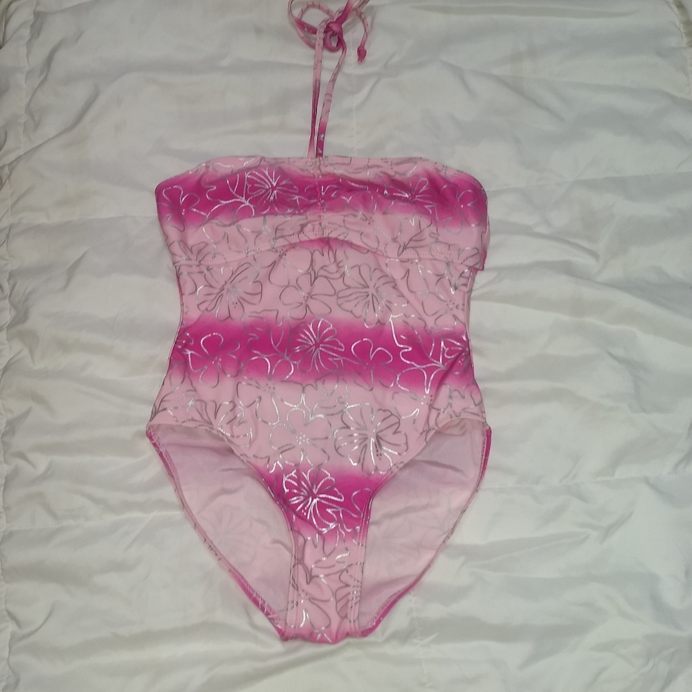 Castaway's bathing suit